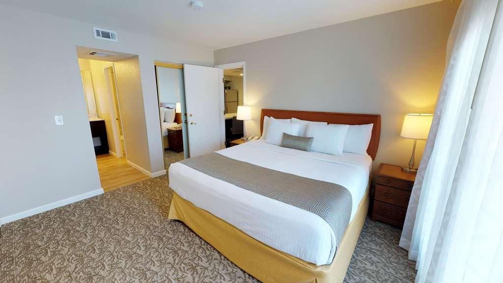 Chase Suite Hotel Newark Fremont Номер фото