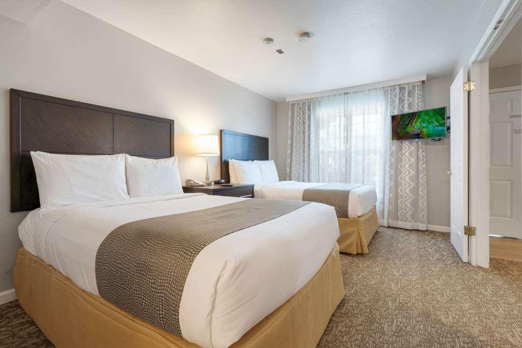 Chase Suite Hotel Newark Fremont Номер фото