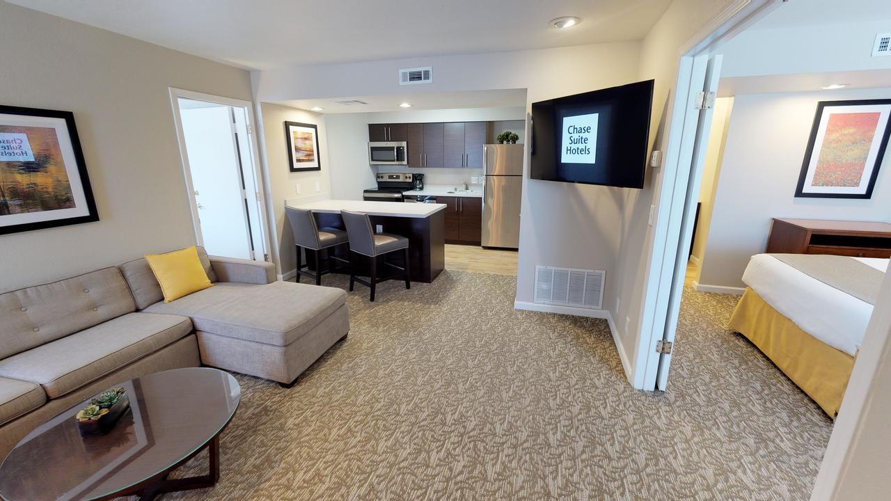 Chase Suite Hotel Newark Fremont Экстерьер фото